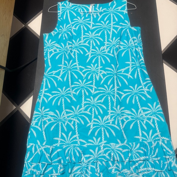 Dress - Picture 1 of 1